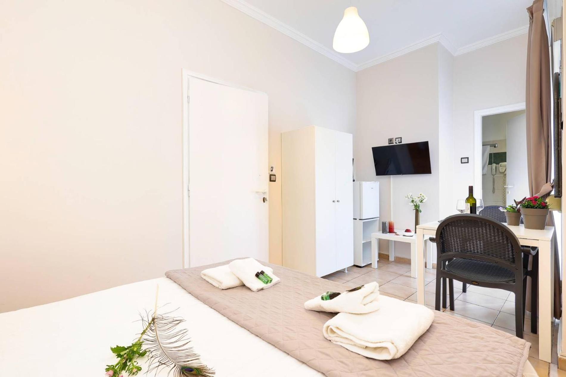 Silver Athens Double Room Bagian luar foto